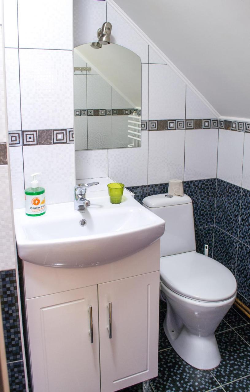 Home Hotel Kamianets Podilskyi Bagian luar foto