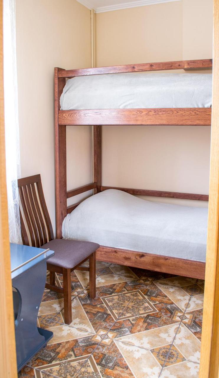 Home Hotel Kamianets Podilskyi Bagian luar foto