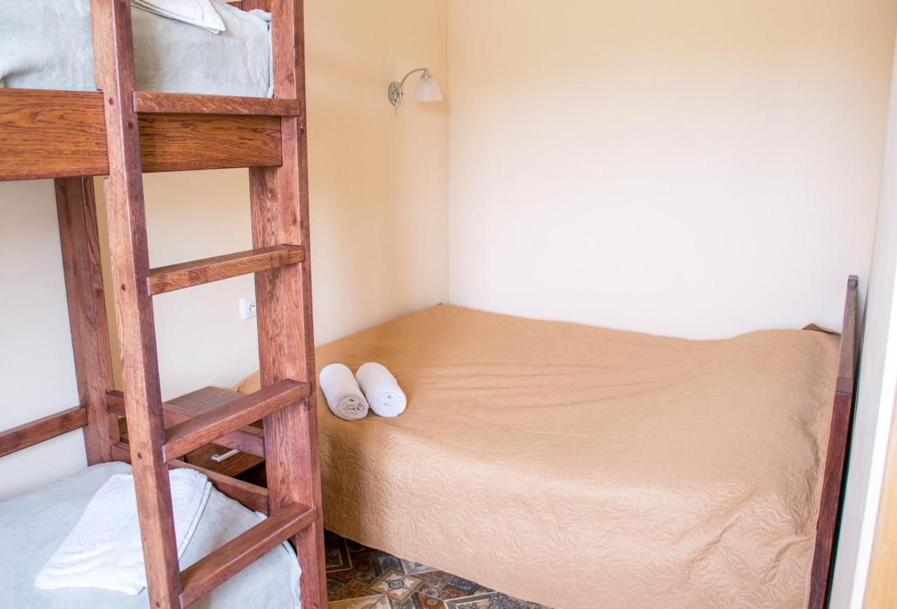 Home Hotel Kamianets Podilskyi Bagian luar foto