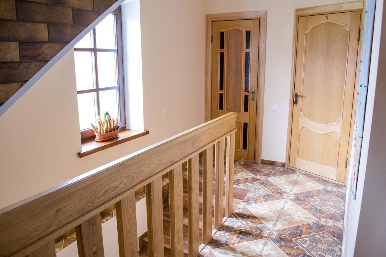 Home Hotel Kamianets Podilskyi Bagian luar foto